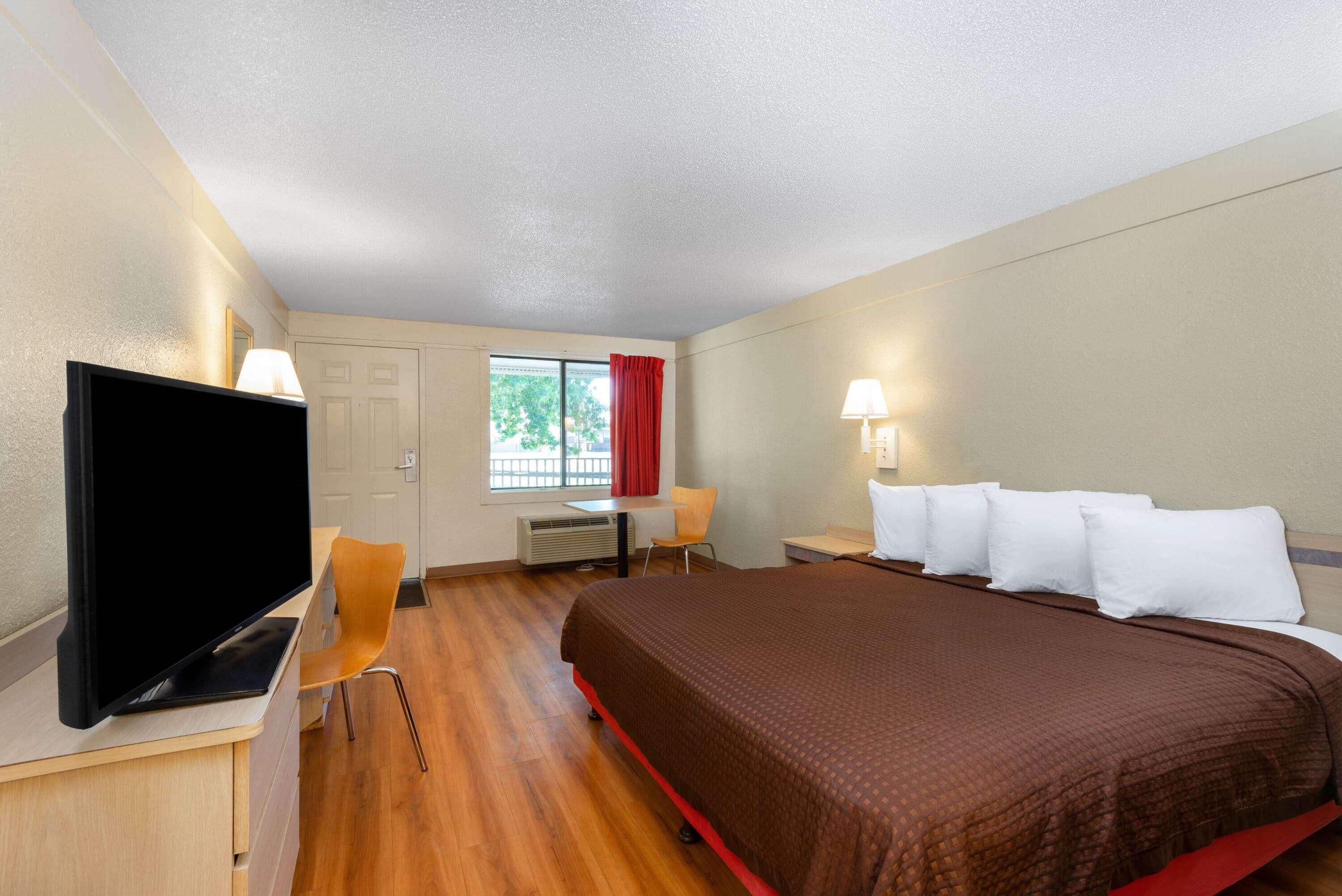 Travelodge By Wyndham Essington / Philadelphia Airport Esterno foto